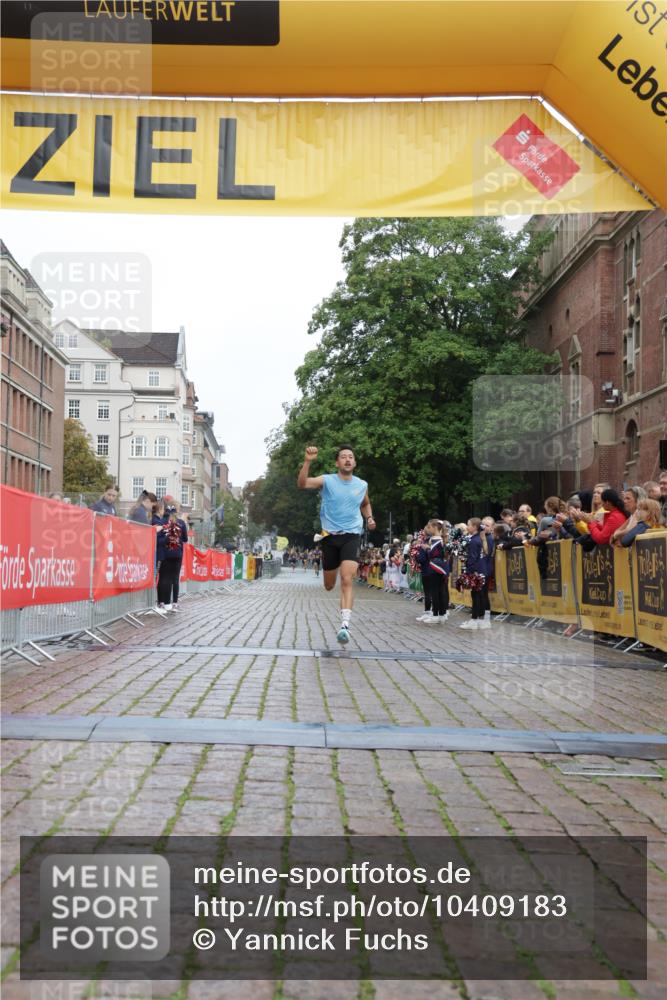 13.09.2026 - Kiel Lauf Yannick Fuchs http://msf.ph/oto/10409183 13.09.2026 09:32:20 Ziel 11683, 1515, 41, 44, 7958, 1515, 2409 meine-sportfotos.de