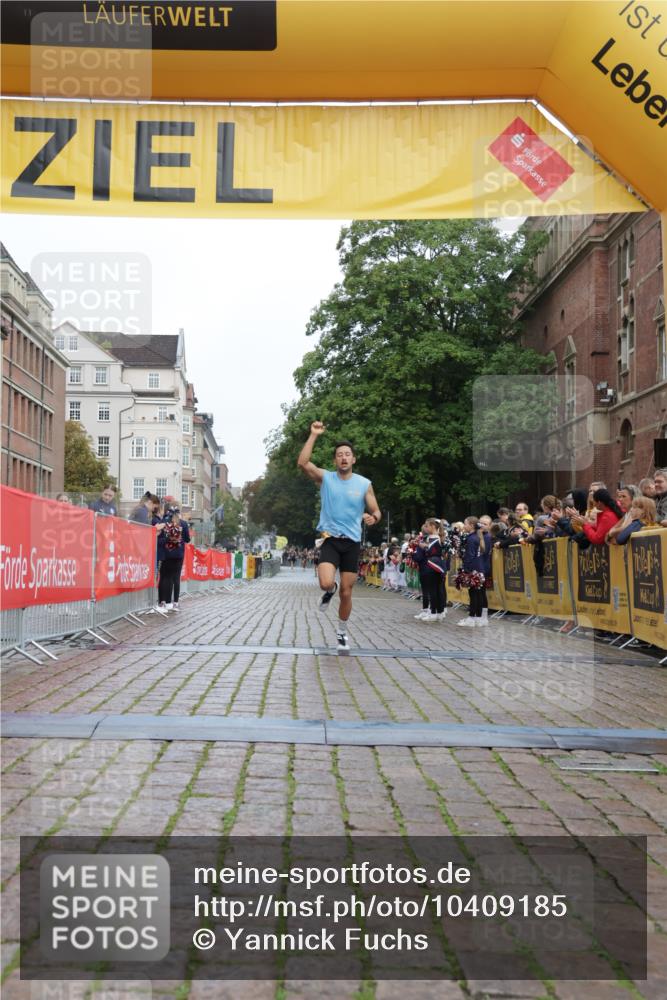 13.09.2026 - Kiel Lauf Yannick Fuchs http://msf.ph/oto/10409185 13.09.2026 09:32:20 Ziel 11683, 1515, 41, 44, 7958, 1515, 2409 meine-sportfotos.de