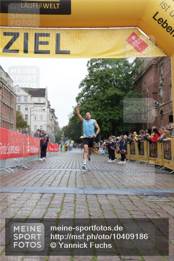 13.09.2026 - Kiel Lauf Yannick Fuchs http://msf.ph/oto/10409186 13.09.2026 09:32:20 Ziel 11683, 1515, 41, 44, 7958, 1515, 2409 meine-sportfotos.de