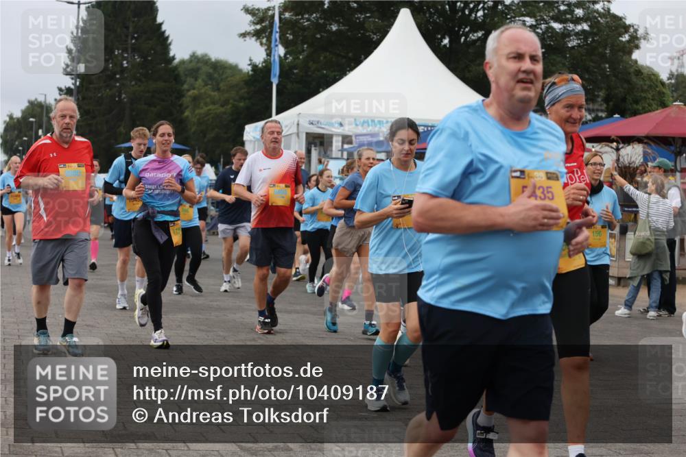 13.09.2026 - Kiel Lauf Andreas Tolksdorf http://msf.ph/oto/10409187 13.09.2026 10:00:46 Kiellinie 38, 9980, 119, 39, 35, 156 meine-sportfotos.de