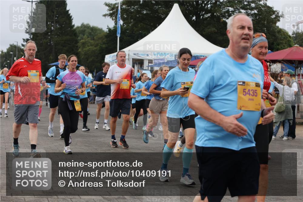 13.09.2026 - Kiel Lauf Andreas Tolksdorf http://msf.ph/oto/10409191 13.09.2026 10:00:46 Kiellinie 9980, 1401, 5435, 156 meine-sportfotos.de