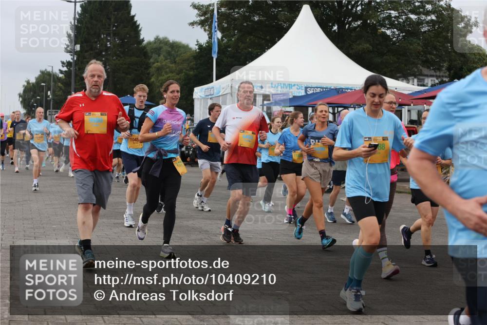 13.09.2026 - Kiel Lauf Andreas Tolksdorf http://msf.ph/oto/10409210 13.09.2026 10:00:47 Kiellinie 10469, 9980, 1045 meine-sportfotos.de