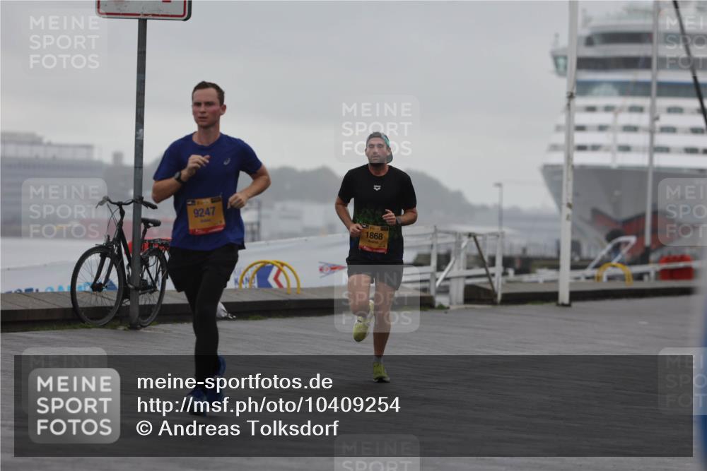 13.09.2026 - Kiel Lauf Andreas Tolksdorf http://msf.ph/oto/10409254 13.09.2026 11:42:06 Kiellinie 9247, 1868 meine-sportfotos.de