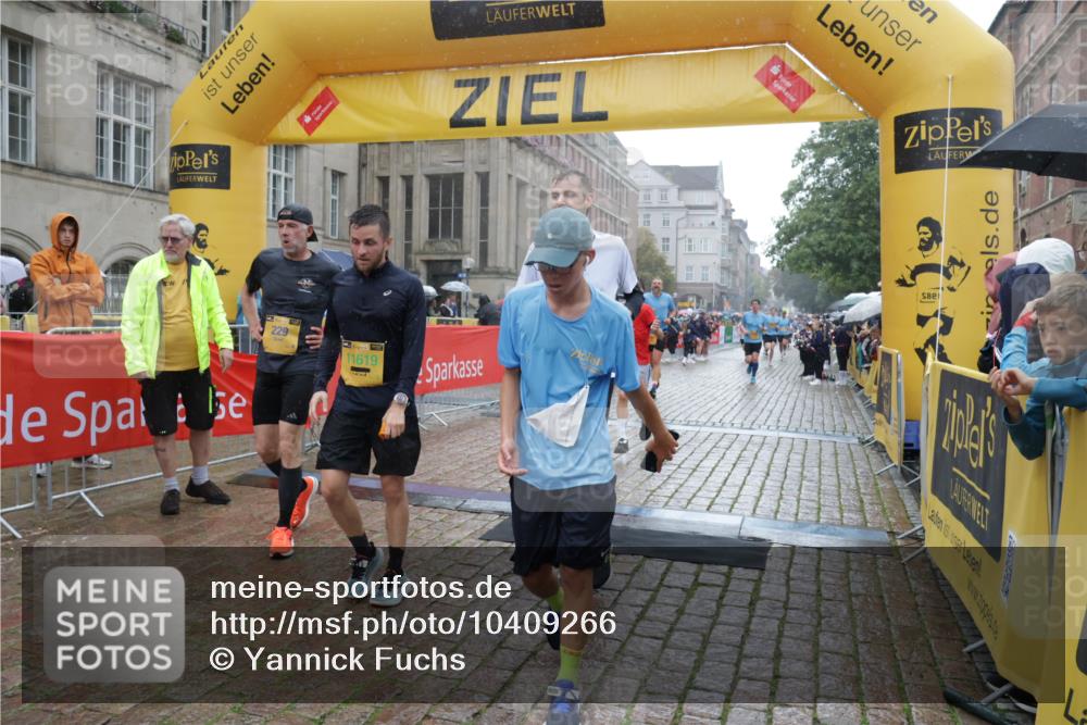 13.09.2026 - Kiel Lauf Yannick Fuchs http://msf.ph/oto/10409266 13.09.2026 10:37:25 Ziel 176, 595, 1142, 1217, 1313, 1479, 2601, 2925, 3137, 4375, 5262, 6720, 7640, 8146, 8515, 8567, 8628, 8820, 9208, 9435, 9540, 9977, 11685, 11748, 12742, 388, 886, 990, 1211, 1217, 1313, 4928, 5331, 5471, 6671, 7729, 7987, 8026, 8055, 8099, 8162, 8390, 8391, 8463, 8792, 9289, 9657, 9901, 10317, 10608, 11101, 11867, 11883, 11911, 12311, 12314, 12545, 1707, 3028, 3981, 4521, 4877, 5850, 6133, 6230, 6511, 6705, 6796, 7129, 7355, 7732, 10393, 10952, 229 meine-sportfotos.de