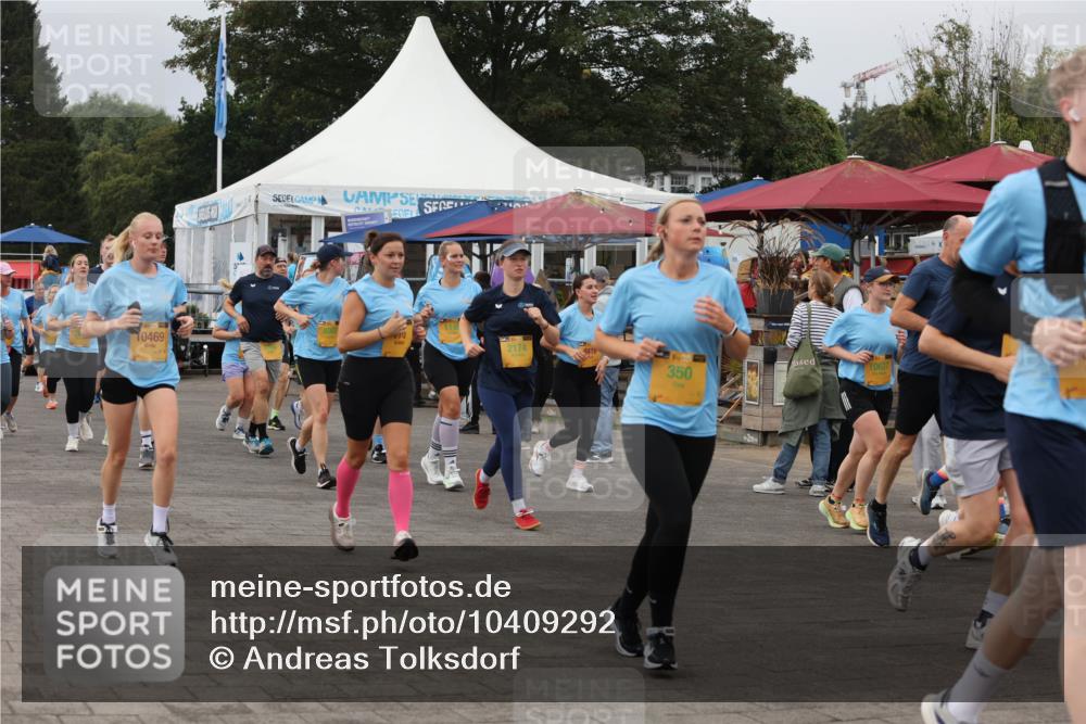 13.09.2026 - Kiel Lauf Andreas Tolksdorf http://msf.ph/oto/10409292 13.09.2026 10:00:50 Kiellinie 10469, 70, 2174, 9416, 350, 10637 meine-sportfotos.de