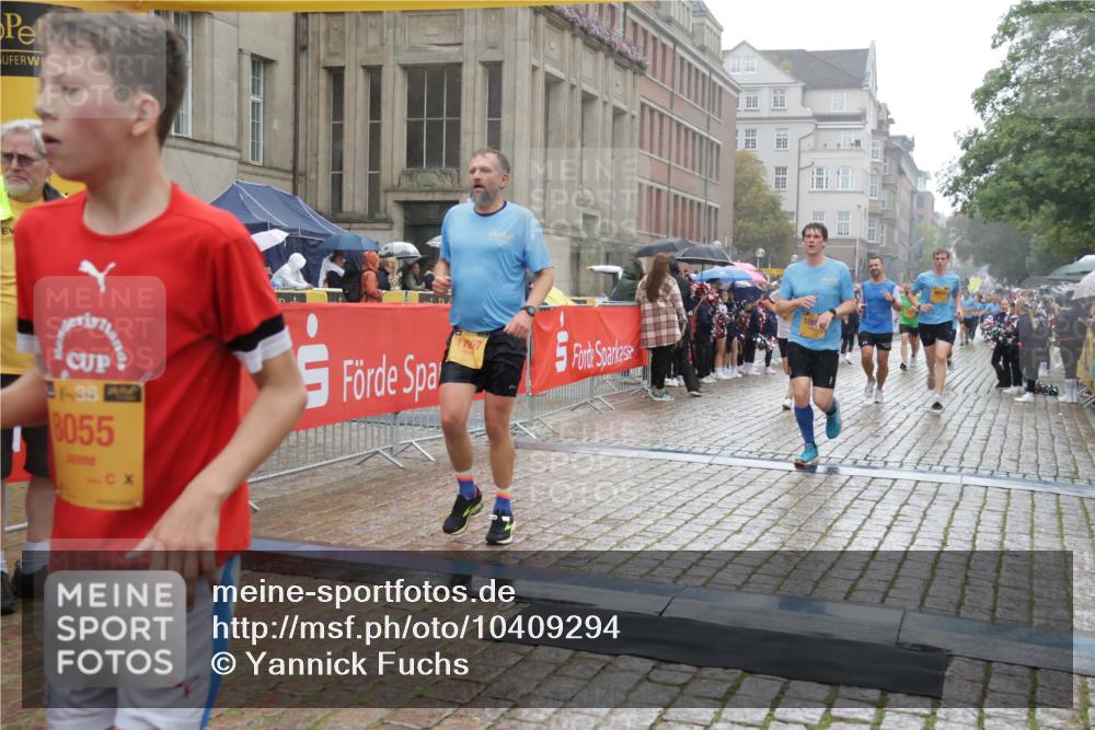 13.09.2026 - Kiel Lauf Yannick Fuchs http://msf.ph/oto/10409294 13.09.2026 10:37:28 Ziel 176, 595, 1142, 1479, 2925, 3028, 3137, 3981, 4375, 4521, 4877, 5262, 6705, 7640, 8146, 8515, 8567, 8628, 8820, 9208, 9435, 9540, 9977, 10393, 11685, 11748, 388, 886, 990, 1211, 1217, 1313, 2601, 4928, 5331, 5471, 6671, 6720, 7640, 7729, 7987, 8026, 8099, 8162, 8390, 8391, 8463, 8792, 9289, 9435, 9657, 9901, 10317, 10608, 11101, 11883, 11911, 12311, 12314, 12545, 12742, 453, 1041, 1700, 1707, 3860, 5357, 5429, 5850, 6133, 6230, 6511, 6796, 7129, 7355, 7732, 10952 meine-sportfotos.de