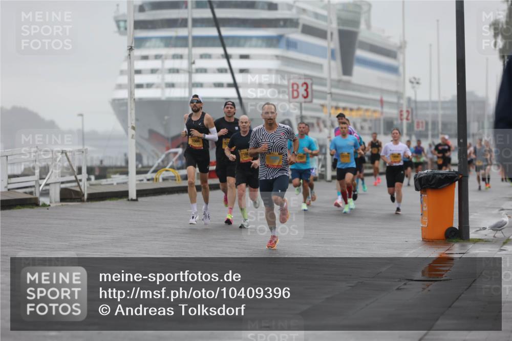 13.09.2026 - Kiel Lauf Andreas Tolksdorf http://msf.ph/oto/10409396 13.09.2026 11:42:25 Kiellinie 3366, 7186, 3 meine-sportfotos.de