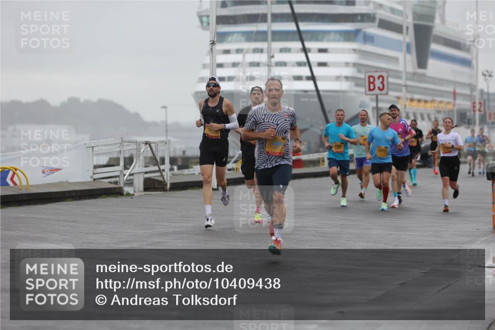13.09.2026 - Kiel Lauf Andreas Tolksdorf http://msf.ph/oto/10409438 13.09.2026 11:42:27 Kiellinie 383, 3, 2, 3967, 12772 meine-sportfotos.de
