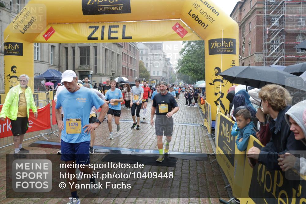 13.09.2026 - Kiel Lauf Yannick Fuchs http://msf.ph/oto/10409448 13.09.2026 10:38:08 Ziel 265, 861, 1193, 2275, 2538, 2792, 2897, 3566, 4009, 4226, 4465, 4832, 5048, 5122, 5972, 6463, 6675, 6769, 7682, 7775, 7830, 8560, 10439, 11168, 12313, 12674, 228, 453, 701, 1041, 1326, 1481, 1700, 1707, 2358, 2361, 3860, 3981, 4255, 4540, 5357, 5429, 5831, 5850, 6133, 6230, 6511, 6705, 6796, 6964, 7129, 7355, 7732, 7775, 9138, 9230, 9250, 9431, 10952, 12015, 12424, 1974, 2505, 3307, 4241, 4411, 5136, 5425, 5440, 5706, 5780, 6774, 7130, 7235, 8573, 9246, 9993, 3981 meine-sportfotos.de