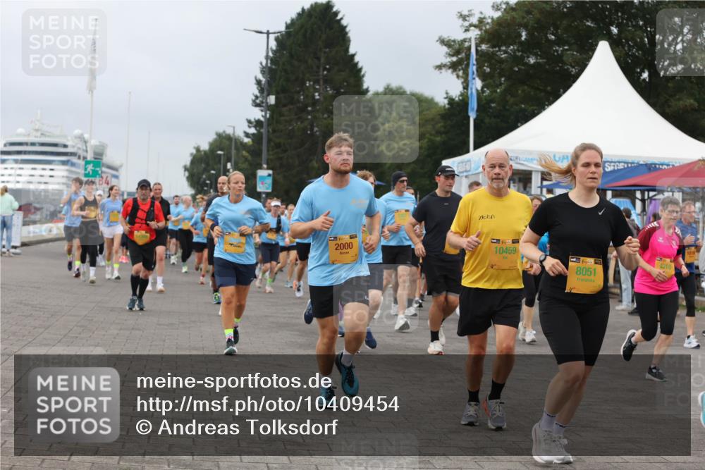 13.09.2026 - Kiel Lauf Andreas Tolksdorf http://msf.ph/oto/10409454 13.09.2026 10:00:56 Kiellinie 2000, 35, 10459, 38, 8051, 4310, 1018 meine-sportfotos.de