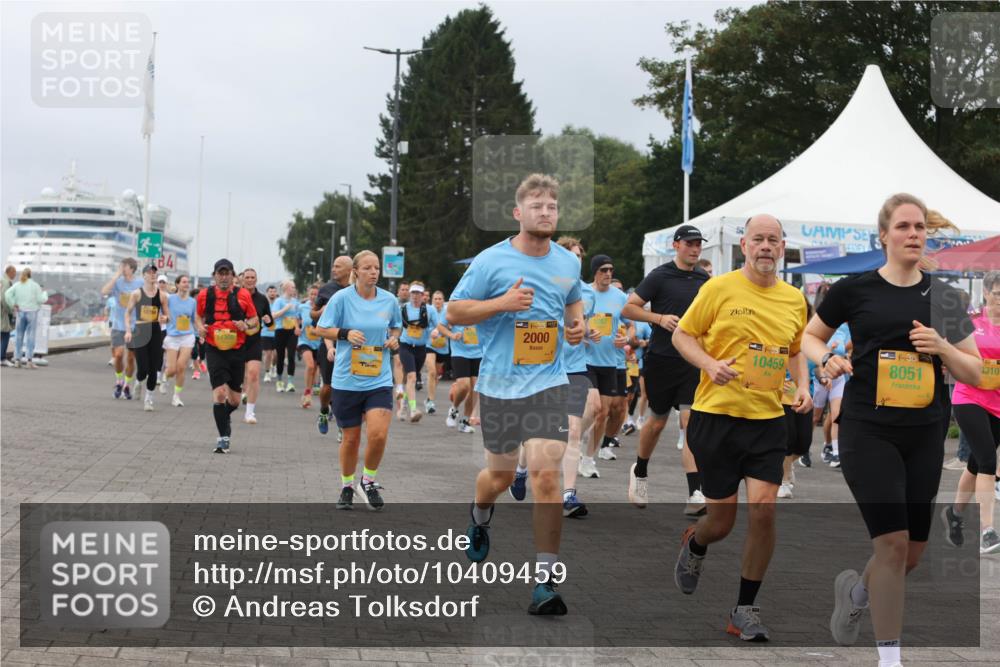 13.09.2026 - Kiel Lauf Andreas Tolksdorf http://msf.ph/oto/10409459 13.09.2026 10:00:56 Kiellinie 14308, 2000, 39, 1310, 10459, 8051 meine-sportfotos.de