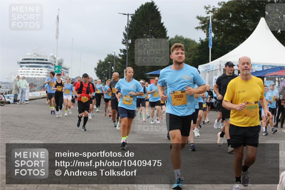13.09.2026 - Kiel Lauf Andreas Tolksdorf http://msf.ph/oto/10409475 13.09.2026 10:00:57 Kiellinie 11308, 39, 2000, 5, 39, 10459 meine-sportfotos.de