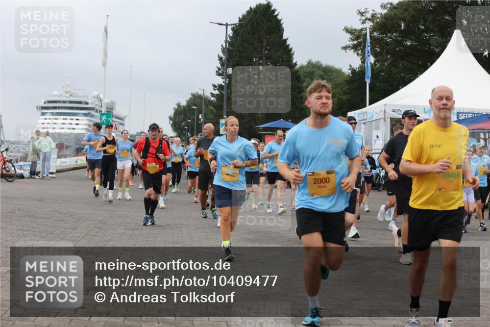 13.09.2026 - Kiel Lauf Andreas Tolksdorf http://msf.ph/oto/10409477 13.09.2026 10:00:57 Kiellinie 759, 11308, 2000, 459 meine-sportfotos.de