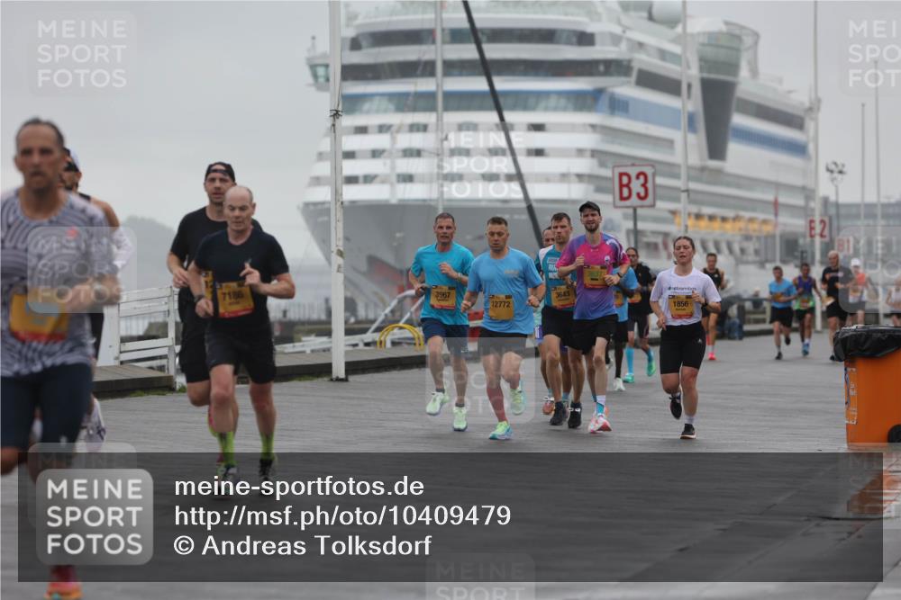 13.09.2026 - Kiel Lauf Andreas Tolksdorf http://msf.ph/oto/10409479 13.09.2026 11:42:29 Kiellinie 3 meine-sportfotos.de