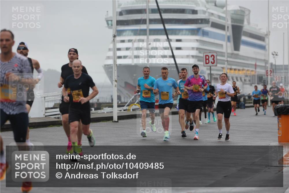 13.09.2026 - Kiel Lauf Andreas Tolksdorf http://msf.ph/oto/10409485 13.09.2026 11:42:29 Kiellinie 3967, 12772, 3643, 3, 1856, 2, 81 meine-sportfotos.de