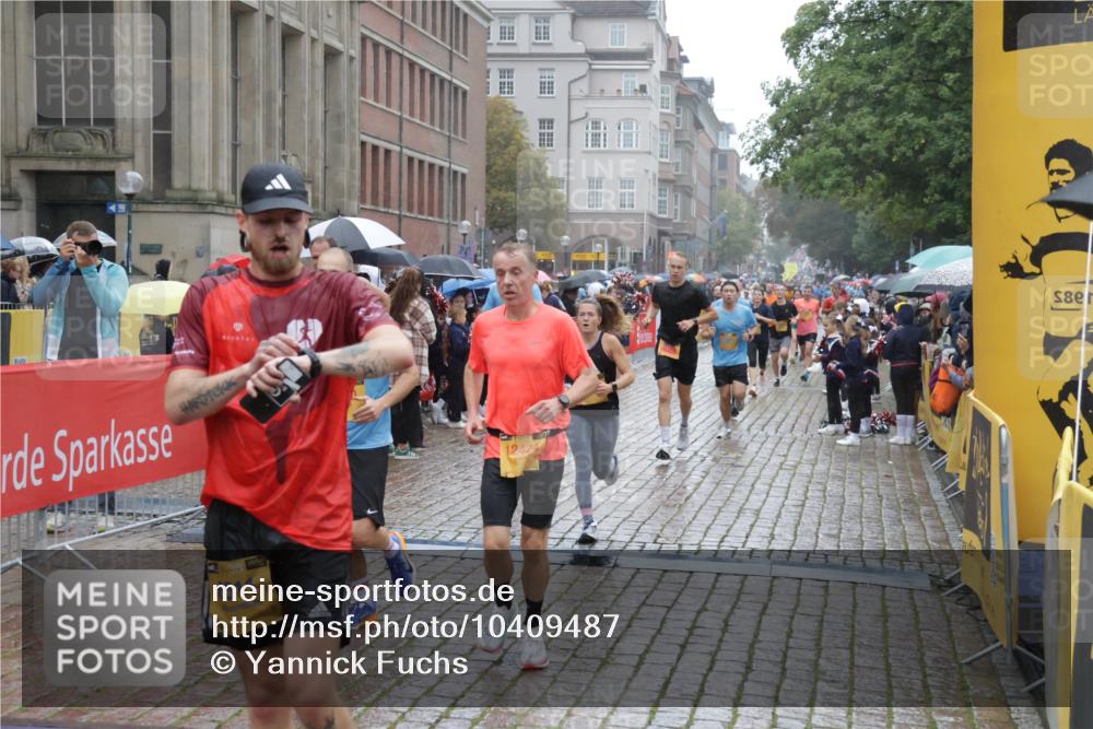 13.09.2026 - Kiel Lauf Yannick Fuchs http://msf.ph/oto/10409487 13.09.2026 10:38:15 Ziel 265, 861, 1193, 2275, 2792, 2897, 3307, 4009, 4411, 4465, 5048, 5122, 5136, 6463, 6769, 6774, 7130, 7682, 7830, 8573, 9993, 10439, 10849, 12313, 12674, 228, 265, 453, 701, 1041, 1326, 1481, 1700, 1707, 2358, 2361, 2538, 2792, 3566, 3860, 4226, 4255, 4540, 4832, 5357, 5429, 5831, 5850, 5972, 6133, 6230, 6675, 6964, 7732, 7775, 8560, 9138, 9230, 9250, 9431, 11168, 12015, 12424, 69, 1192, 1974, 2505, 4052, 4241, 4514, 4659, 5425, 5440, 5706, 5780, 5982, 7235, 9246, 3981 meine-sportfotos.de