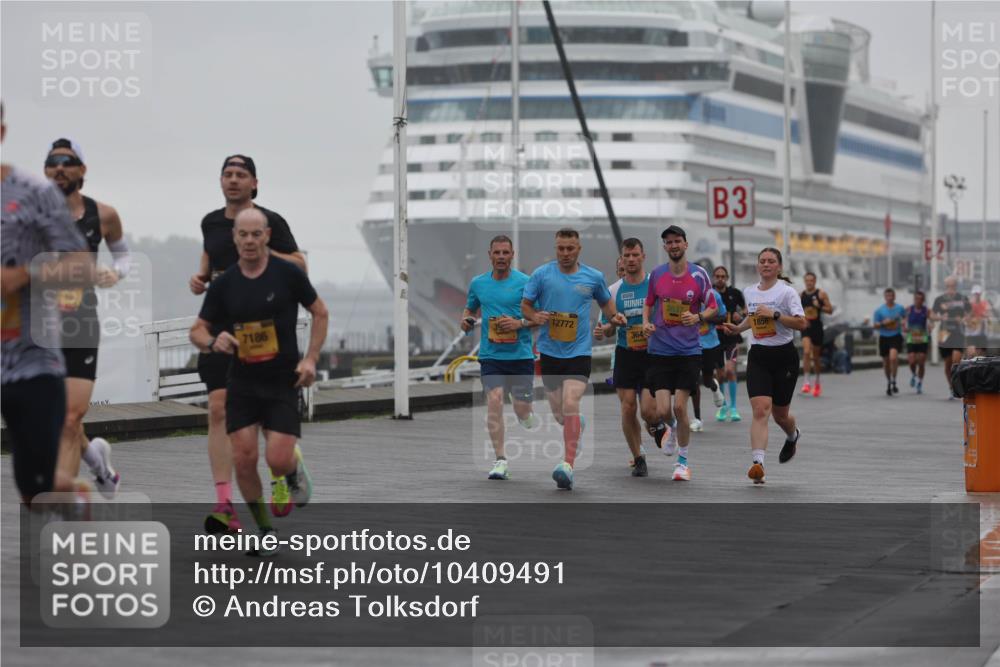 13.09.2026 - Kiel Lauf Andreas Tolksdorf http://msf.ph/oto/10409491 13.09.2026 11:42:29 Kiellinie 7186, 3, 12772, 364, 1856, 2 meine-sportfotos.de