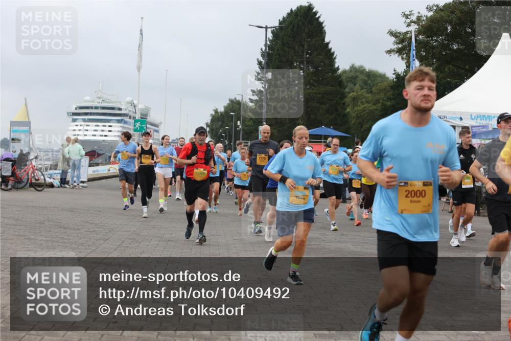 13.09.2026 - Kiel Lauf Andreas Tolksdorf http://msf.ph/oto/10409492 13.09.2026 10:00:57 Kiellinie 12759, 715, 1770, 1, 139, 2000 meine-sportfotos.de