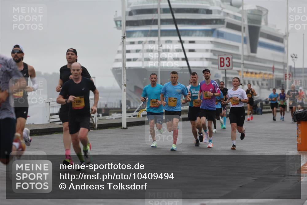 13.09.2026 - Kiel Lauf Andreas Tolksdorf http://msf.ph/oto/10409494 13.09.2026 11:42:29 Kiellinie 30, 12772, 7186, 3967, 3, 3645, 2 meine-sportfotos.de