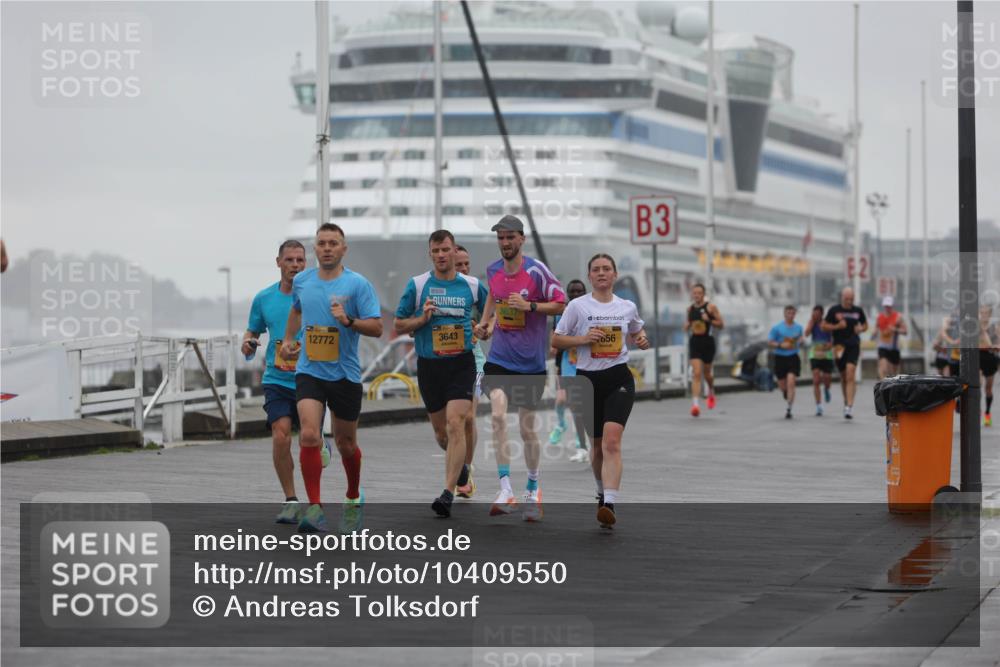 13.09.2026 - Kiel Lauf Andreas Tolksdorf http://msf.ph/oto/10409550 13.09.2026 11:42:31 Kiellinie 12772, 3643, 656, 3 meine-sportfotos.de
