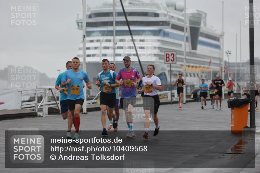 13.09.2026 - Kiel Lauf Andreas Tolksdorf http://msf.ph/oto/10409568 13.09.2026 11:42:31 Kiellinie 12772, 3643, 1856, 3, 2, 81 meine-sportfotos.de