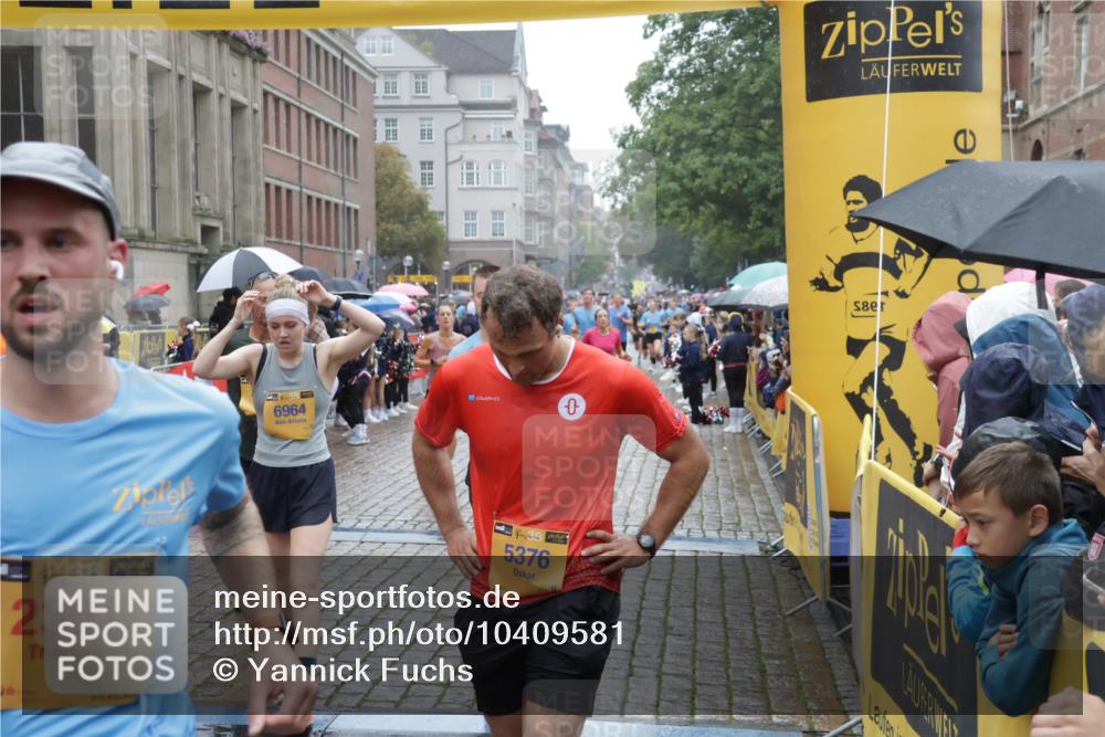 13.09.2026 - Kiel Lauf Yannick Fuchs http://msf.ph/oto/10409581 13.09.2026 10:38:29 Ziel 69, 1192, 1974, 2505, 3307, 4241, 4514, 4576, 4659, 5425, 5440, 5706, 5780, 5982, 6774, 7235, 7463, 8324, 8687, 9049, 9246, 9459, 9470, 9761, 10044, 10343, 10652, 10807, 10959, 11108, 11303, 11590, 12276, 12366, 12776, 265, 701, 861, 1193, 1326, 2275, 2358, 2538, 2792, 2897, 3307, 3566, 4009, 4226, 4411, 4465, 4832, 5048, 5122, 5136, 5972, 6463, 6675, 6769, 7130, 7682, 7775, 7830, 8560, 8573, 9250, 9993, 10439, 10849, 11168, 12313, 12674, 197, 843, 4052 meine-sportfotos.de