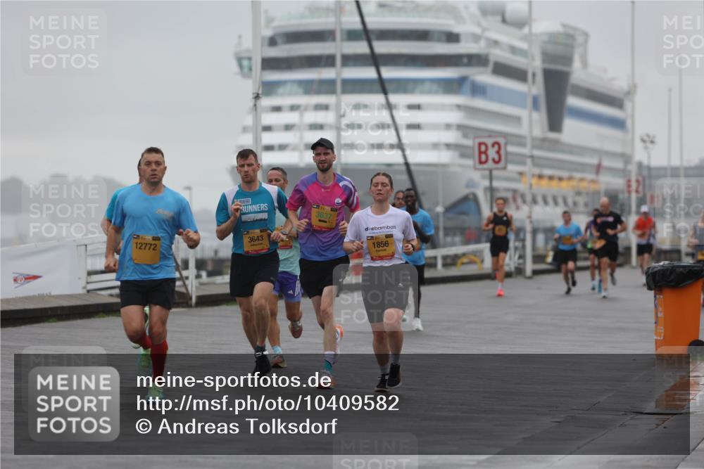 13.09.2026 - Kiel Lauf Andreas Tolksdorf http://msf.ph/oto/10409582 13.09.2026 11:42:32 Kiellinie 3637, 39, 1856, 12772, 3643, 3 meine-sportfotos.de