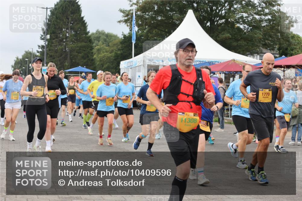 13.09.2026 - Kiel Lauf Andreas Tolksdorf http://msf.ph/oto/10409596 13.09.2026 10:01:01 Kiellinie 12579, 12759, 715, 38, 113088822, 39, 1770 meine-sportfotos.de