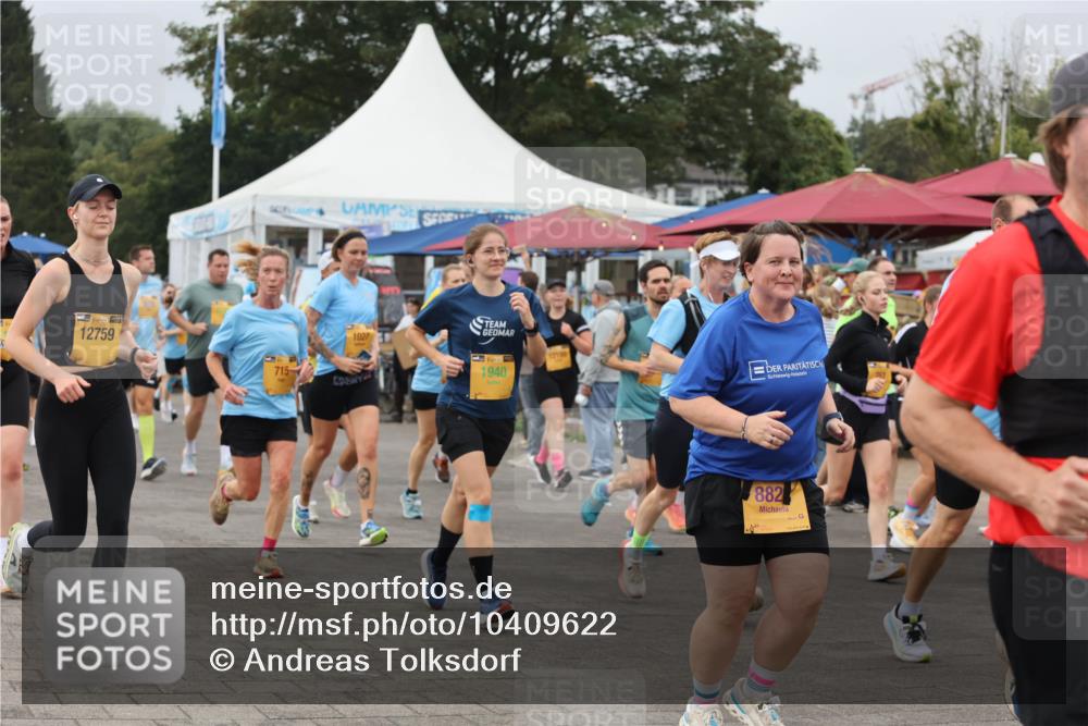 13.09.2026 - Kiel Lauf Andreas Tolksdorf http://msf.ph/oto/10409622 13.09.2026 10:01:02 Kiellinie 39, 12759, 715, 1027, 1940, 882 meine-sportfotos.de