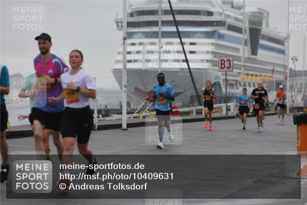 13.09.2026 - Kiel Lauf Andreas Tolksdorf http://msf.ph/oto/10409631 13.09.2026 11:42:34 Kiellinie 5270, 3, 2 meine-sportfotos.de