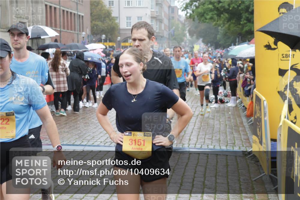 13.09.2026 - Kiel Lauf Yannick Fuchs http://msf.ph/oto/10409634 13.09.2026 10:39:38 Ziel 437, 860, 1496, 1631, 1733, 1945, 2170, 2863, 3110, 3243, 4301, 4812, 5202, 5295, 5677, 6033, 6044, 6744, 7444, 7616, 7807, 7904, 8892, 9169, 9170, 9493, 9992, 10010, 10580, 10734, 10872, 11186, 11258, 11279, 11509, 11740, 11802, 29, 289, 614, 984, 1066, 1237, 1329, 1451, 1639, 1945, 2165, 2349, 3185, 4006, 4296, 4368, 4535, 4663, 4812, 5140, 5362, 5417, 5628, 6486, 6602, 6650, 6924, 7304, 7380, 7381, 7871, 7936, 8406, 8892, 9098, 9493, 9976, 10527, 10782, 10869, 1147, 29 meine-sportfotos.de