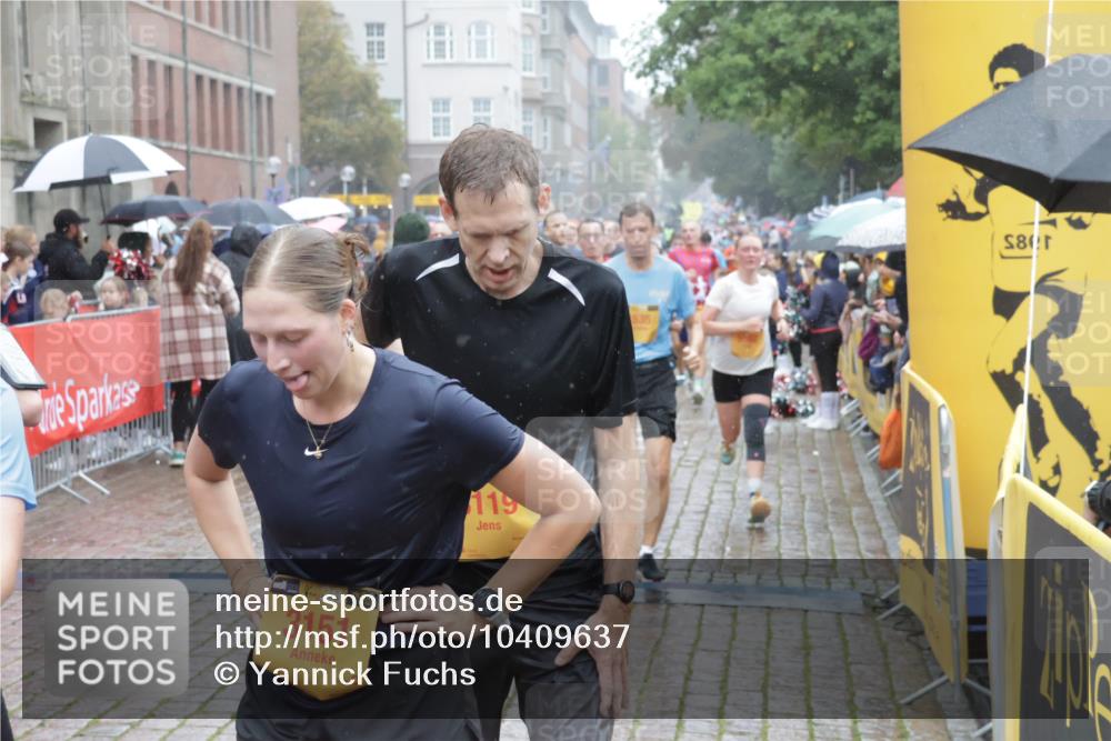 13.09.2026 - Kiel Lauf Yannick Fuchs http://msf.ph/oto/10409637 13.09.2026 10:39:39 Ziel 437, 860, 1496, 1631, 1733, 2170, 2514, 2863, 3110, 3243, 4248, 4301, 5202, 5295, 5677, 6033, 6044, 6744, 7444, 7616, 7807, 7904, 9169, 9170, 9992, 10010, 10580, 10734, 10872, 11186, 11258, 11279, 11509, 11740, 11802, 29, 289, 614, 984, 1066, 1237, 1329, 1451, 1639, 1945, 2165, 2349, 3185, 4006, 4296, 4368, 4535, 4663, 4812, 5140, 5362, 5417, 5628, 6486, 6602, 6650, 6924, 7304, 7381, 7444, 7871, 7936, 8406, 8892, 9098, 9493, 9976, 10527, 10580, 10782, 10869, 1147, 29 meine-sportfotos.de
