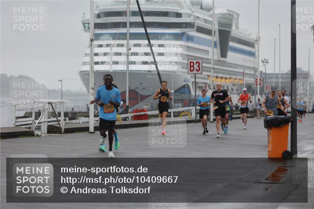 13.09.2026 - Kiel Lauf Andreas Tolksdorf http://msf.ph/oto/10409667 13.09.2026 11:42:36 Kiellinie 5270, 3, 2, 1, 1043 meine-sportfotos.de