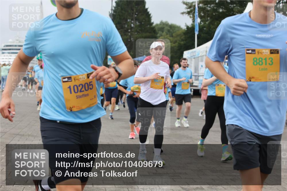 13.09.2026 - Kiel Lauf Andreas Tolksdorf http://msf.ph/oto/10409679 13.09.2026 10:01:05 Kiellinie 38, 10205, 5521, 38, 8813 meine-sportfotos.de