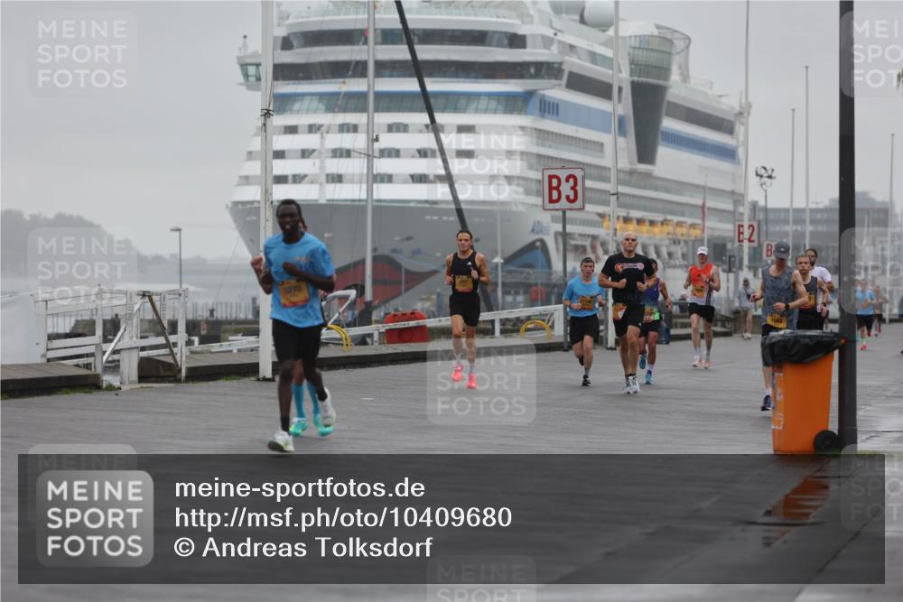 13.09.2026 - Kiel Lauf Andreas Tolksdorf http://msf.ph/oto/10409680 13.09.2026 11:42:36 Kiellinie 3 meine-sportfotos.de