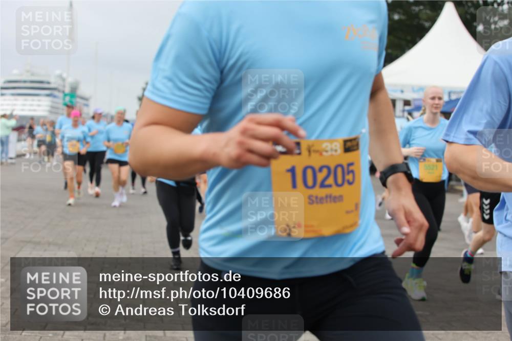 13.09.2026 - Kiel Lauf Andreas Tolksdorf http://msf.ph/oto/10409686 13.09.2026 10:01:06 Kiellinie 392, 10205, 5521 meine-sportfotos.de