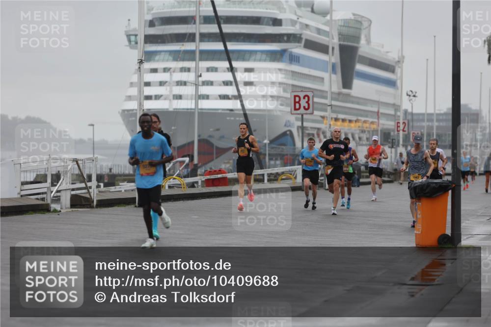 13.09.2026 - Kiel Lauf Andreas Tolksdorf http://msf.ph/oto/10409688 13.09.2026 11:42:36 Kiellinie 3, 2, 1240, 1043 meine-sportfotos.de