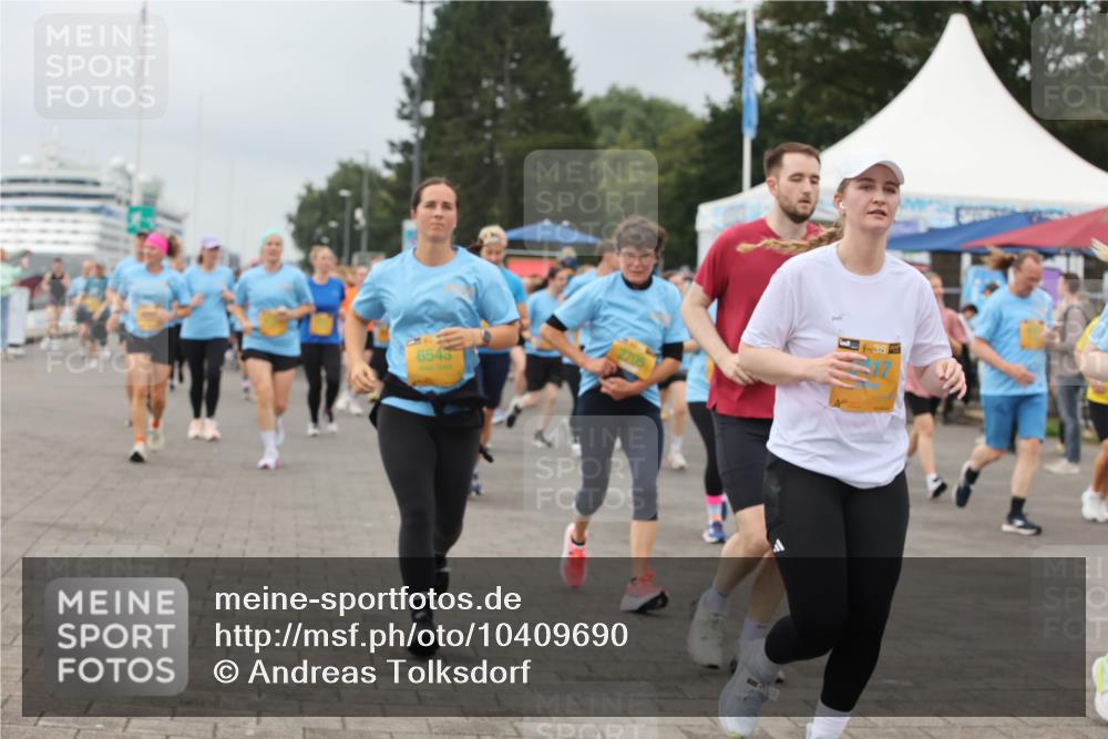 13.09.2026 - Kiel Lauf Andreas Tolksdorf http://msf.ph/oto/10409690 13.09.2026 10:01:06 Kiellinie 6543, 1, 39 meine-sportfotos.de