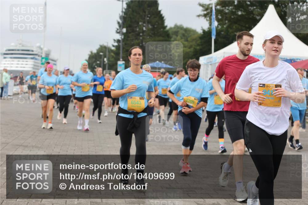 13.09.2026 - Kiel Lauf Andreas Tolksdorf http://msf.ph/oto/10409699 13.09.2026 10:01:07 Kiellinie 6543, 2705 meine-sportfotos.de