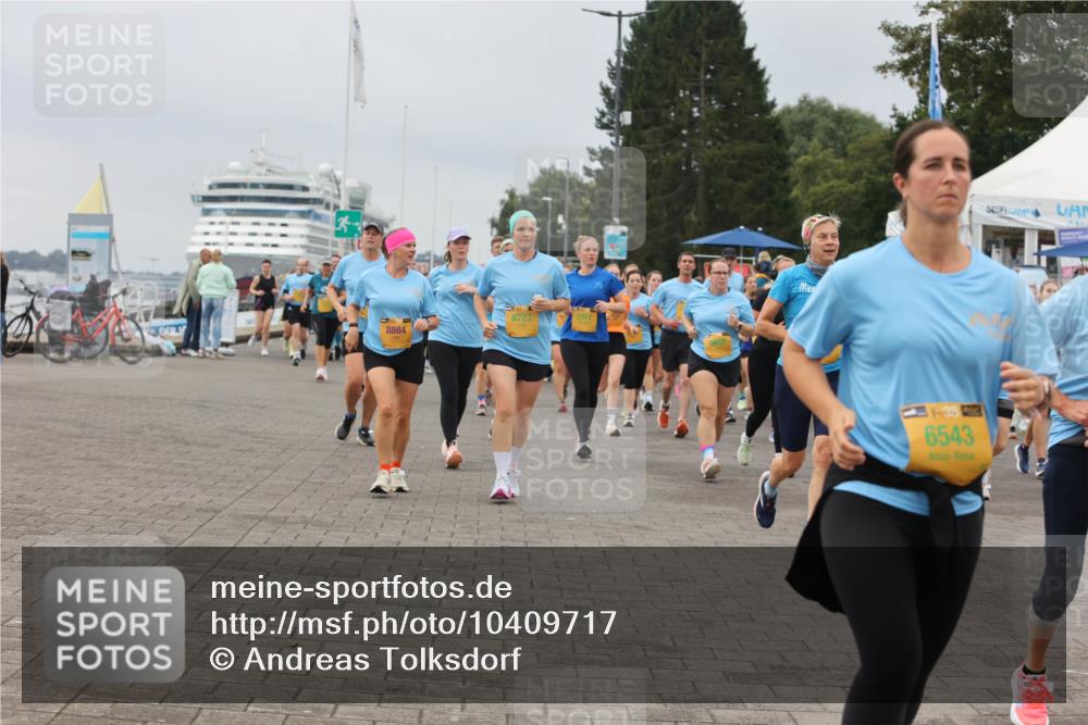 13.09.2026 - Kiel Lauf Andreas Tolksdorf http://msf.ph/oto/10409717 13.09.2026 10:01:08 Kiellinie 8723, 8884, 2557, 39, 6543 meine-sportfotos.de