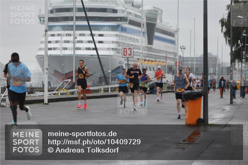 13.09.2026 - Kiel Lauf Andreas Tolksdorf http://msf.ph/oto/10409729 13.09.2026 11:42:37 Kiellinie 3, 2, 11240, 11272, 1043 meine-sportfotos.de