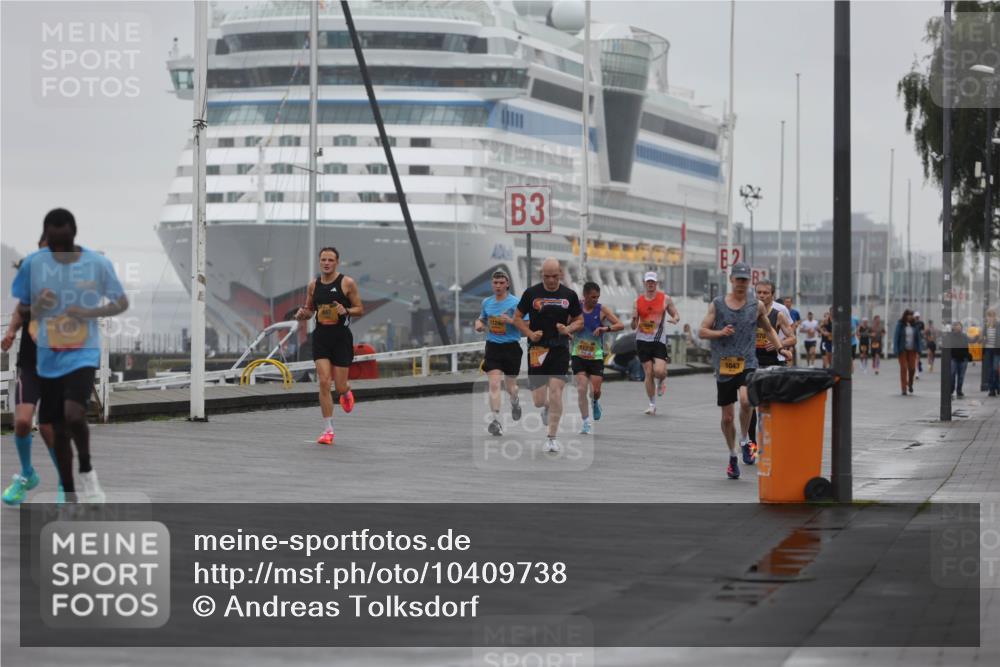 13.09.2026 - Kiel Lauf Andreas Tolksdorf http://msf.ph/oto/10409738 13.09.2026 11:42:37 Kiellinie 5271, 3, 11240, 11272, 1043, 970 meine-sportfotos.de