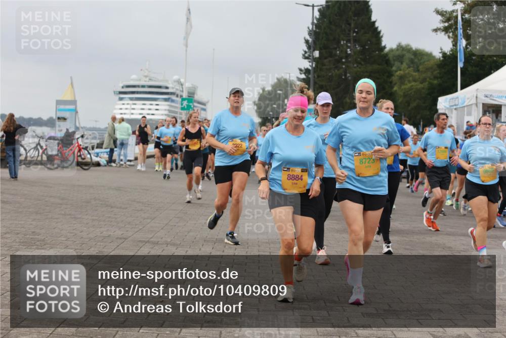 13.09.2026 - Kiel Lauf Andreas Tolksdorf http://msf.ph/oto/10409809 13.09.2026 10:01:10 Kiellinie 022, 38, 8884, 39, 87237, 12644, 9869 meine-sportfotos.de