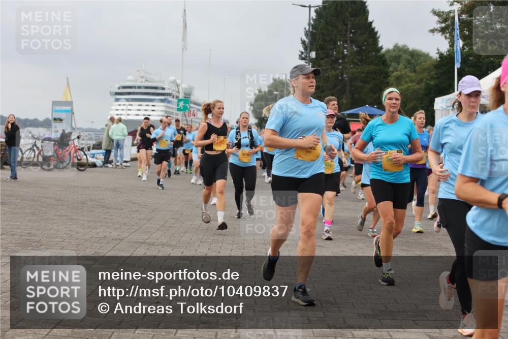 13.09.2026 - Kiel Lauf Andreas Tolksdorf http://msf.ph/oto/10409837 13.09.2026 10:01:11 Kiellinie 84, 3367, 3618, 515 meine-sportfotos.de