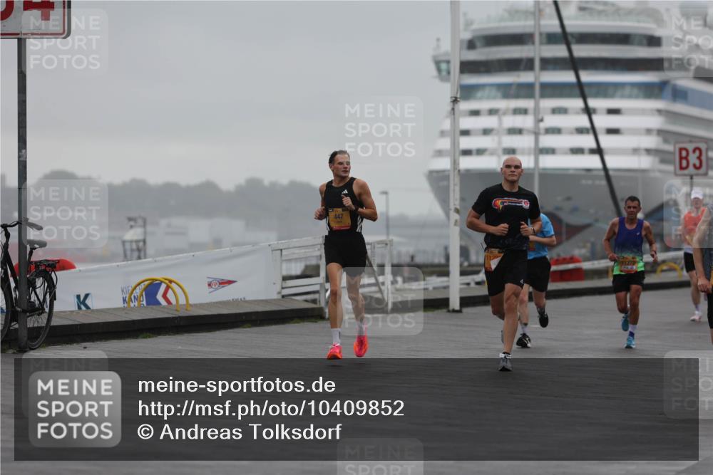 13.09.2026 - Kiel Lauf Andreas Tolksdorf http://msf.ph/oto/10409852 13.09.2026 11:42:42 Kiellinie 447, 3 meine-sportfotos.de