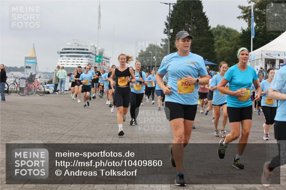 13.09.2026 - Kiel Lauf Andreas Tolksdorf http://msf.ph/oto/10409860 13.09.2026 10:01:12 Kiellinie 3367, 3618, 3922, 3348 meine-sportfotos.de
