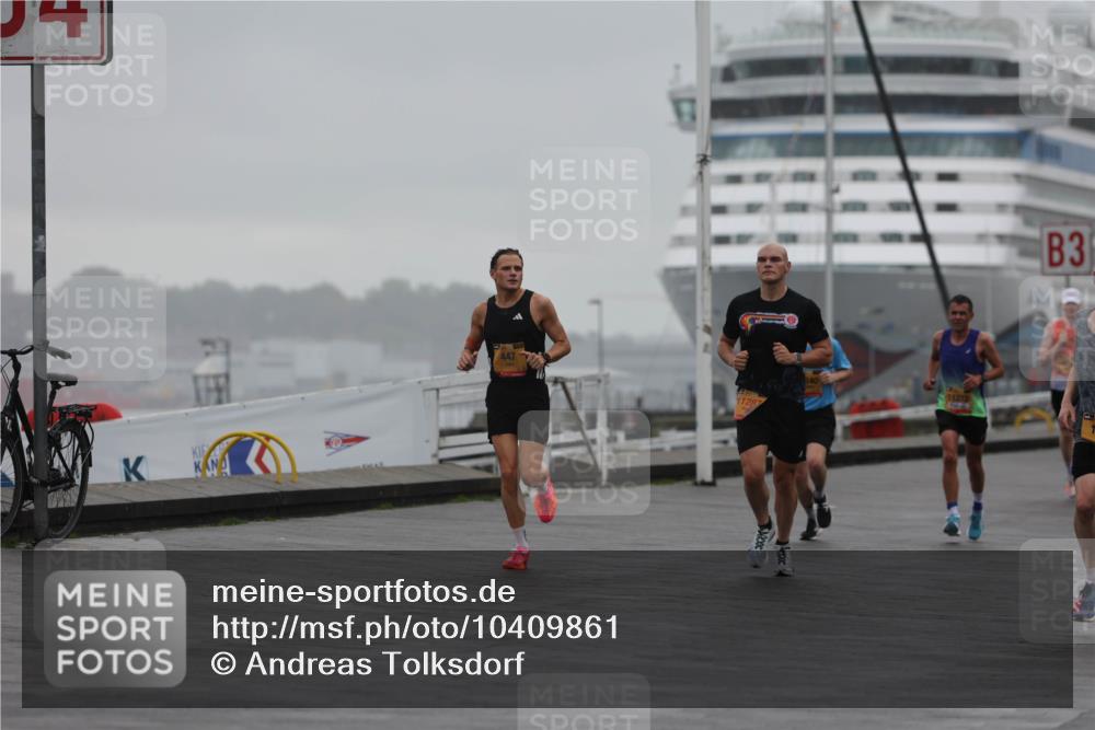 13.09.2026 - Kiel Lauf Andreas Tolksdorf http://msf.ph/oto/10409861 13.09.2026 11:42:42 Kiellinie 3 meine-sportfotos.de