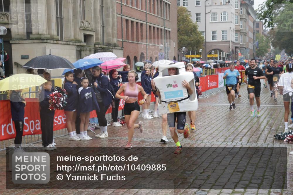 13.09.2026 - Kiel Lauf Yannick Fuchs http://msf.ph/oto/10409885 13.09.2026 10:40:40 Ziel 337, 837, 1037, 1125, 1603, 1793, 1985, 2052, 2096, 2942, 3339, 3524, 5018, 5086, 5473, 5846, 6397, 6632, 6635, 6709, 7537, 7636, 7931, 8200, 8338, 8414, 8773, 8868, 10919, 11229, 11266, 11598, 11668, 11697, 11715, 11839, 12017, 12023, 12026, 12122, 12194, 12568, 338, 529, 1096, 1123, 1125, 1408, 1422, 1434, 1475, 1793, 1810, 1874, 2145, 2313, 2844, 2942, 4374, 4442, 4457, 4688, 4932, 5029, 5568, 6100, 7081, 7156, 7165, 7522, 7587, 7984, 8168, 8187, 9086, 3415, 3841, 246 meine-sportfotos.de