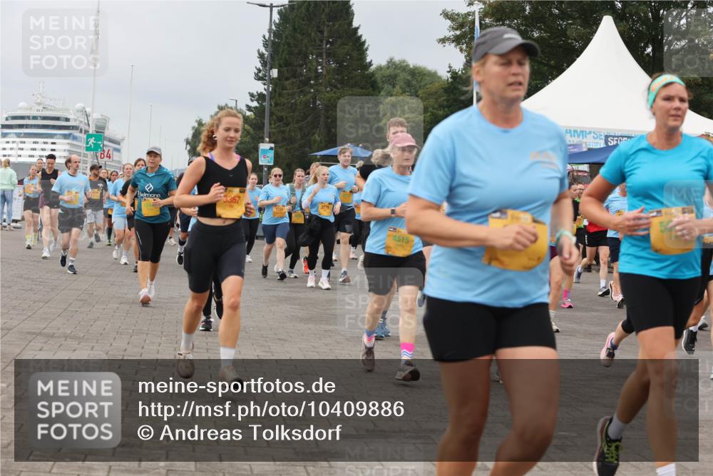 13.09.2026 - Kiel Lauf Andreas Tolksdorf http://msf.ph/oto/10409886 13.09.2026 10:01:13 Kiellinie 124, 7791, 3775, 4515 meine-sportfotos.de