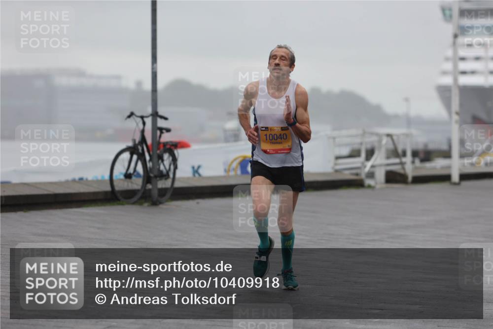 13.09.2026 - Kiel Lauf Andreas Tolksdorf http://msf.ph/oto/10409918 13.09.2026 11:42:55 Kiellinie 38, 10040 meine-sportfotos.de